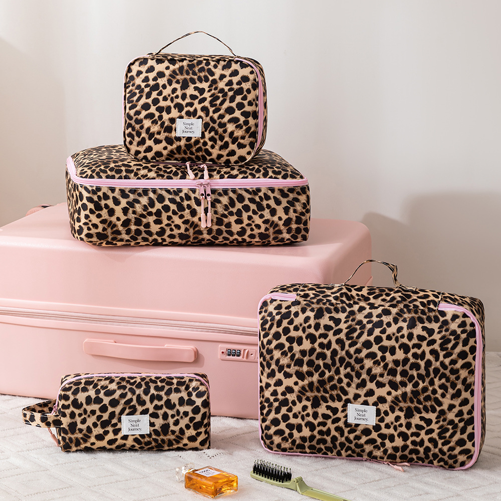 Bolsa de maquillaje con estamp - Travel Accessories Organiser reseña y precio